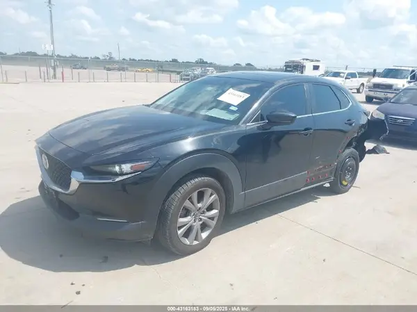 3MVDMACLXMM222970 2021 MAZDA CX-30 - Image 2