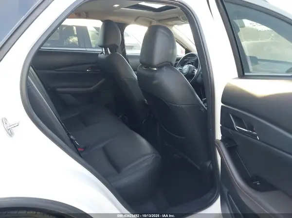 3MVDMADL1MM272266 2021 MAZDA CX-30 - Image 8