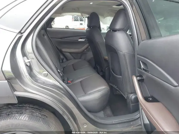 3MVDMADL6MM270075 2021 MAZDA CX-30 - Image 8