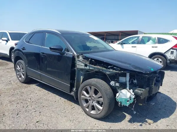 3MVDMADL7MM211889 2021 MAZDA CX-30 - Image 1