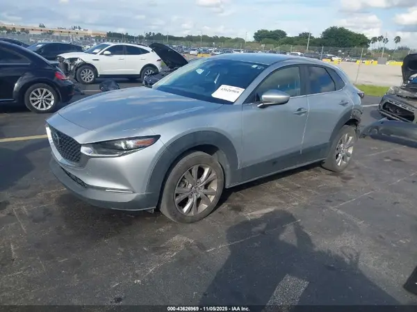 3MVDMADL9LM122100 2020 MAZDA CX-30 - Image 2