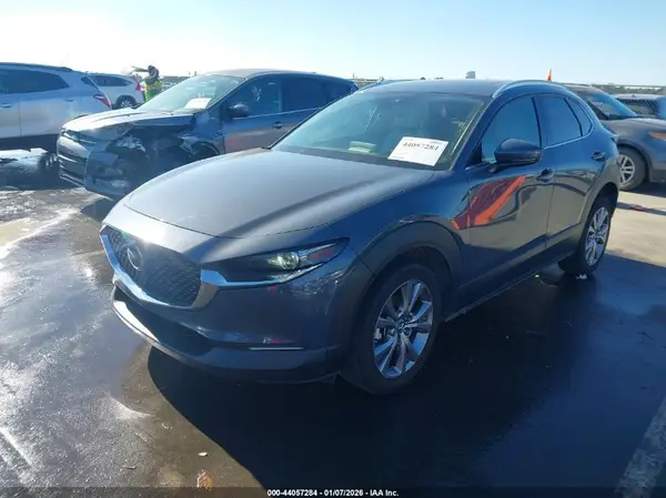 3MVDMAEM0LM103474 2020 MAZDA CX-30 - Image 2