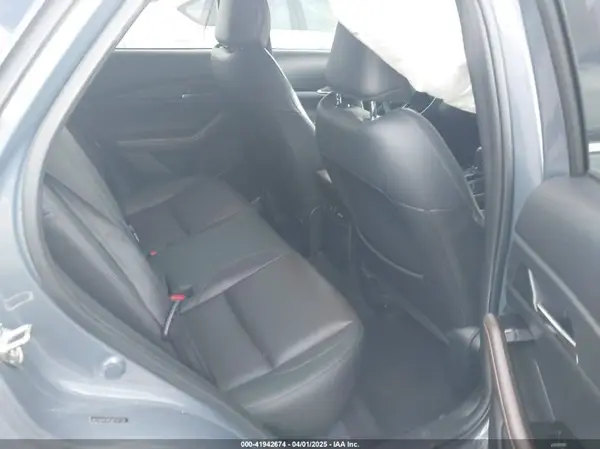 3MVDMAEM1LM129758 2020 MAZDA CX-30 - Image 8
