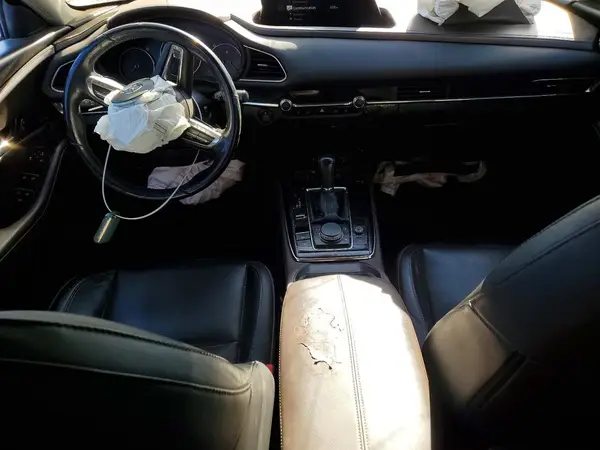 3MVDMAEM1LM137410 2020 MAZDA CX-30 - Image 8