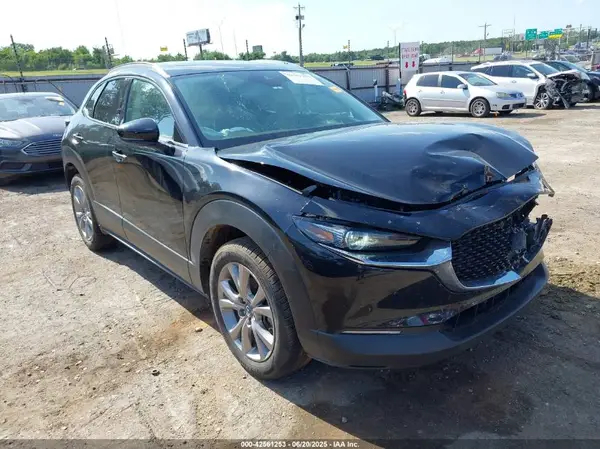 3MVDMAEM3LM127297 2020 MAZDA CX-30 - Image 1