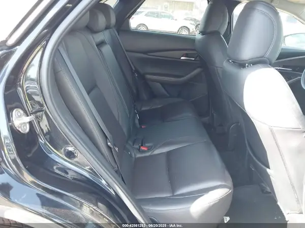 3MVDMAEM3LM127297 2020 MAZDA CX-30 - Image 8
