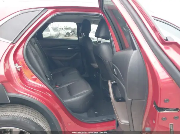 3MVDMAEM7LM118506 2020 MAZDA CX-30 - Image 8