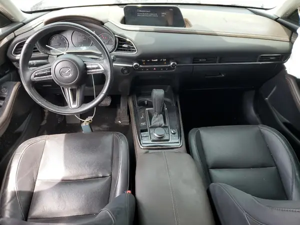 3MVDMAEM9LM111668 2020 MAZDA CX-30 - Image 8
