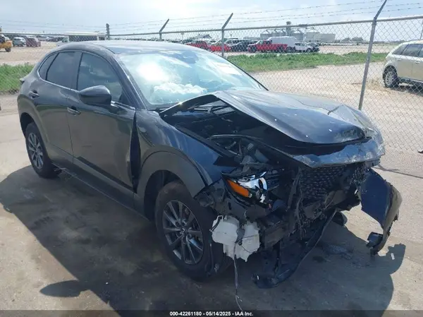 3MVDMBAL0MM254030 2021 MAZDA CX-30 - Image 1