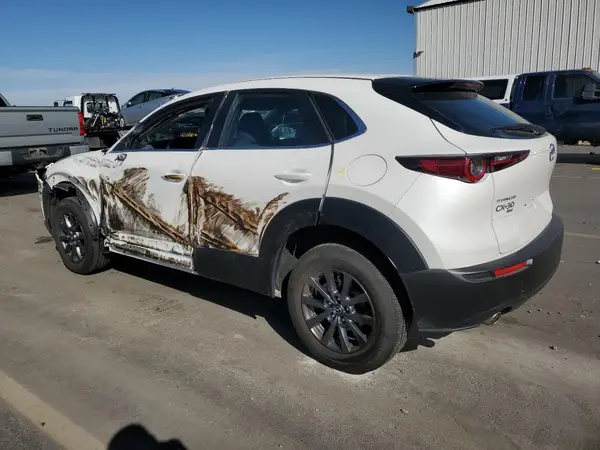 3MVDMBAL0MM268512 2021 MAZDA CX-30 - Image 2
