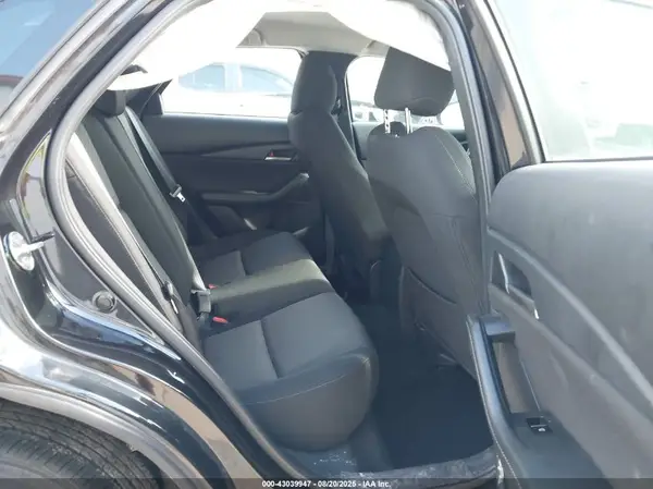 3MVDMBAL0NM449529 2022 MAZDA CX-30 - Image 8