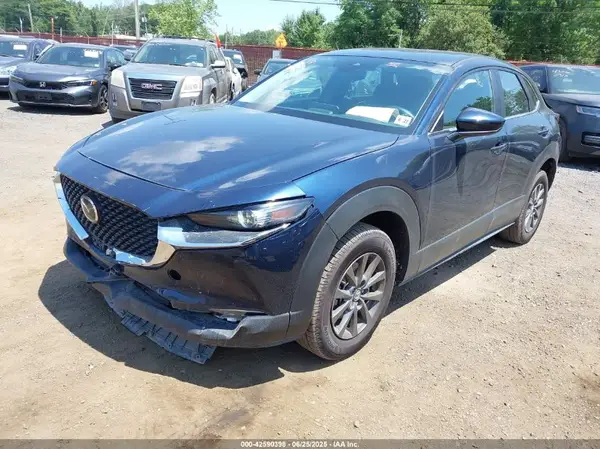 3MVDMBAL3NM423183 2022 MAZDA CX-30 - Image 2