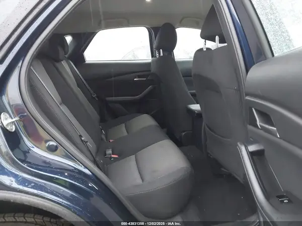 3MVDMBAL5MM301679 2021 MAZDA CX-30 - Image 8