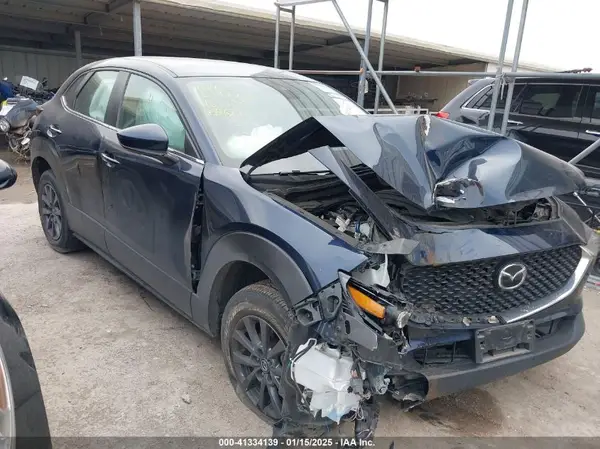 3MVDMBAL6NM406135 2022 MAZDA CX-30 - Image 1