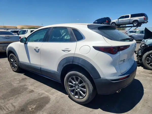 3MVDMBAL7MM215385 2021 MAZDA CX-30 - Image 2