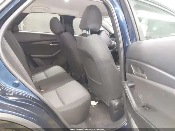 3MVDMBAL7NM450077 2022 MAZDA CX-30 - Image 8