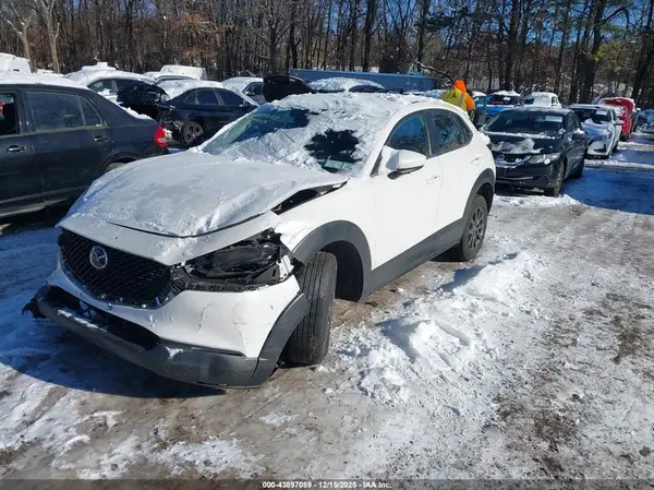 3MVDMBAL8MM213290 2021 MAZDA CX-30 - Image 2