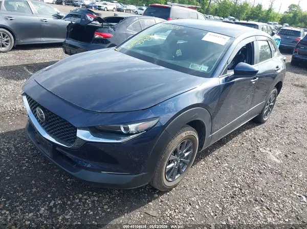 3MVDMBAL8NM409621 2022 MAZDA CX-30 - Image 2