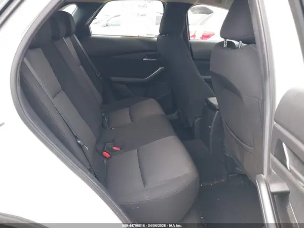 3MVDMBALXMM302066 2021 MAZDA CX-30 - Image 8
