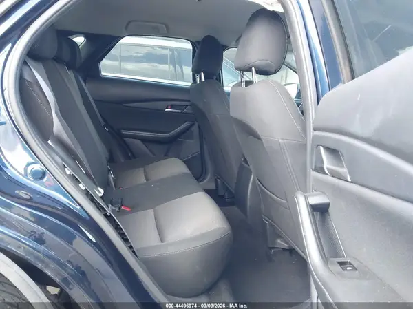 3MVDMBAM0PM560559 2023 MAZDA CX-30 - Image 8