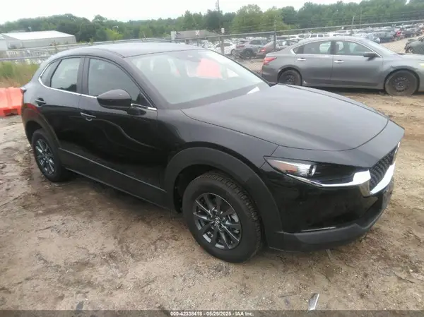 3MVDMBAM0PM560643 2023 MAZDA CX-30 - Image 1