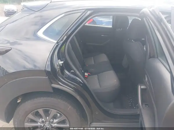 3MVDMBAM0RM632329 2024 MAZDA CX-30 - Image 8
