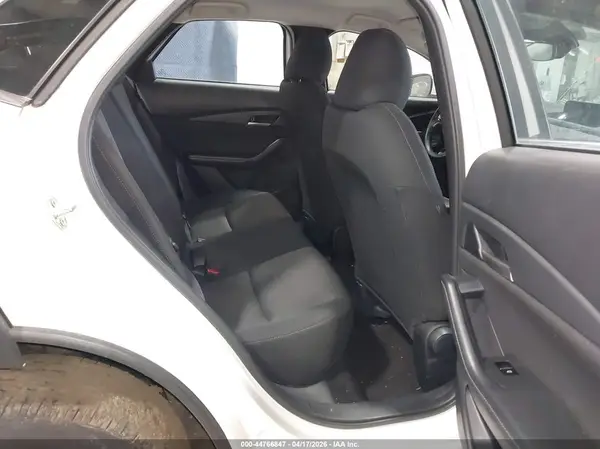 3MVDMBAM0RM691235 2024 MAZDA CX-30 - Image 8