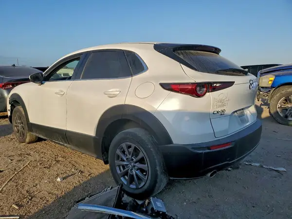 3MVDMBAM0RM692899 2024 MAZDA CX-30 - Image 2