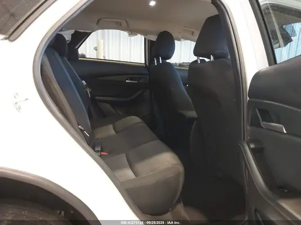 3MVDMBAM0SM794693 2025 MAZDA CX-30 - Image 8
