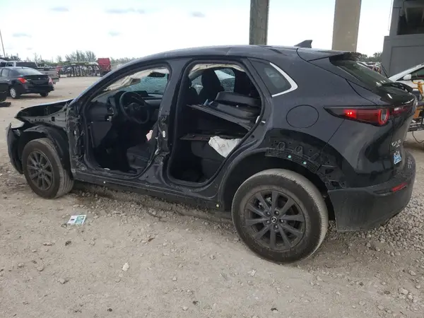 3MVDMBAM0SM795603 2025 MAZDA CX-30 - Image 2