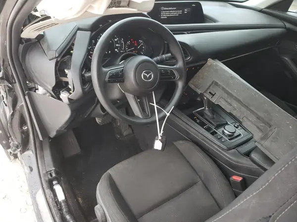 3MVDMBAM0SM795603 2025 MAZDA CX-30 - Image 8