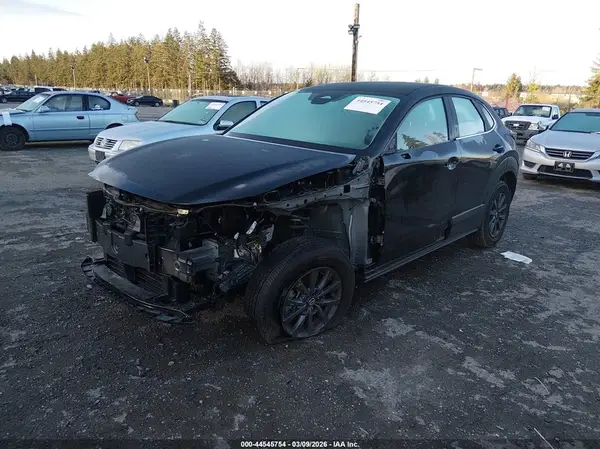 3MVDMBAM0SM821486 2025 MAZDA CX-30 - Image 2