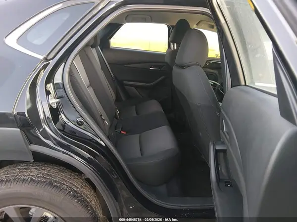3MVDMBAM0SM821486 2025 MAZDA CX-30 - Image 8