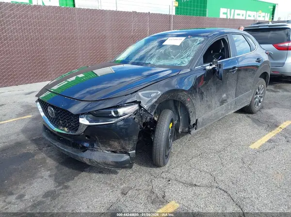 3MVDMBAM0SM847618 2025 MAZDA CX-30 - Image 2
