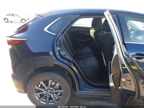 3MVDMBAM1RM652976 2024 MAZDA CX-30 - Image 8