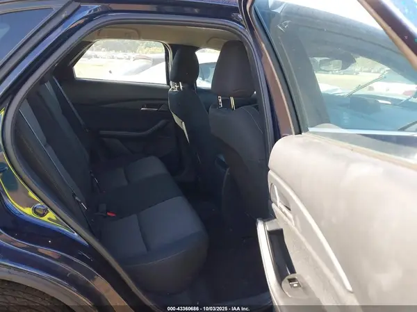 3MVDMBAM1RM674041 2024 MAZDA CX-30 - Image 8