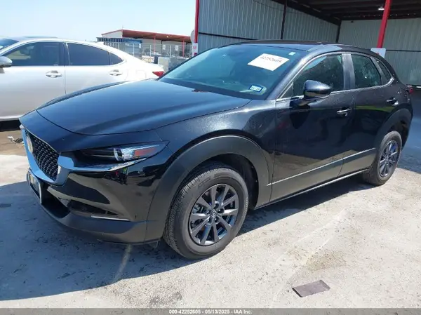 3MVDMBAM1RM694175 2024 MAZDA CX-30 - Image 2