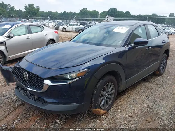 3MVDMBAM1SM754798 2025 MAZDA CX-30 - Image 2