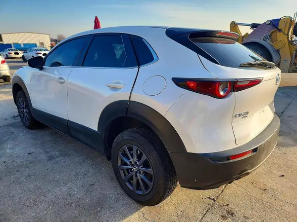 3MVDMBAM1SM765221 2025 MAZDA CX-30 - Image 2