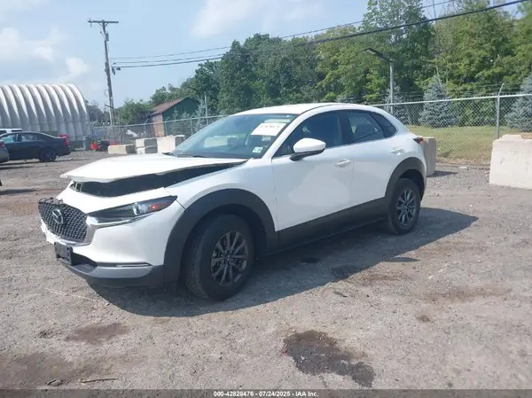 3MVDMBAM2PM554147 2023 MAZDA CX-30 - Image 2