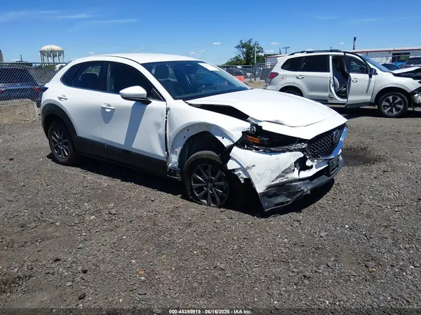 3MVDMBAM2RM669544 2024 MAZDA CX-30 - Image 1