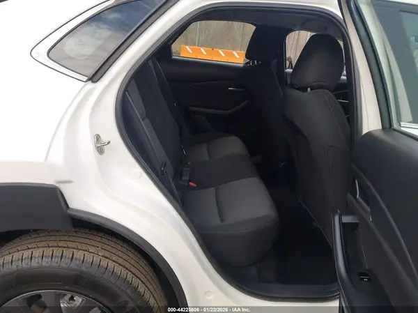 3MVDMBAM2RM670631 2024 MAZDA CX-30 - Image 8