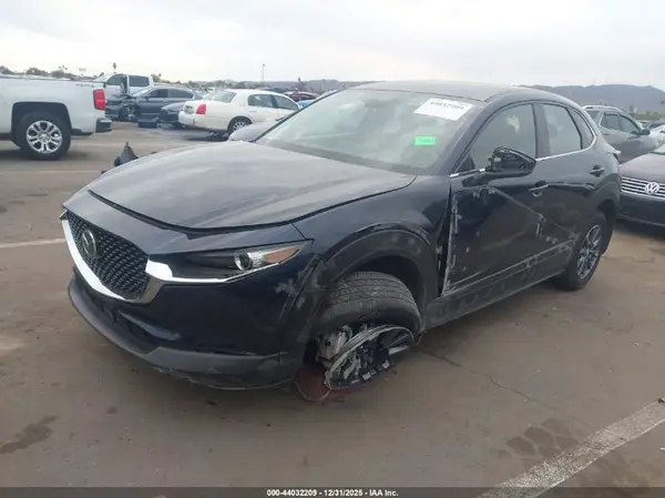 3MVDMBAM2RM713851 2024 MAZDA CX-30 - Image 2