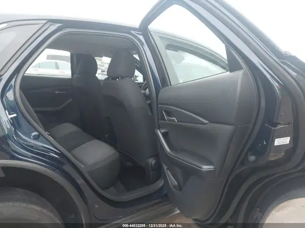 3MVDMBAM2RM713851 2024 MAZDA CX-30 - Image 8