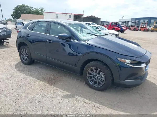 3MVDMBAM2RM718080 2024 MAZDA CX-30 - Image 1