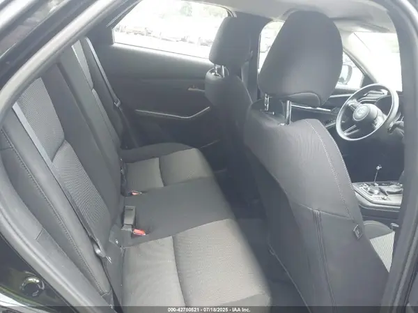 3MVDMBAM2SM754017 2025 MAZDA CX-30 - Image 8