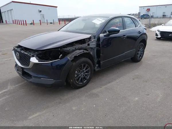 3MVDMBAM2SM785350 2025 MAZDA CX-30 - Image 2