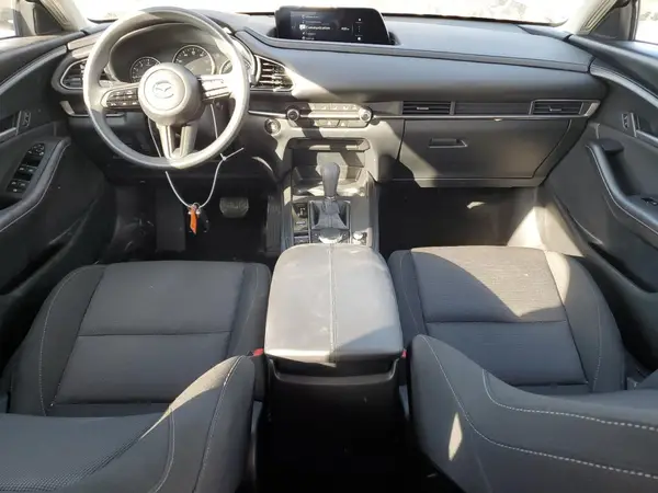 3MVDMBAM2SM830058 2025 MAZDA CX-30 - Image 8