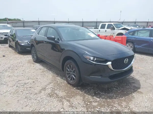 3MVDMBAM3PM552522 2023 MAZDA CX-30 - Image 1