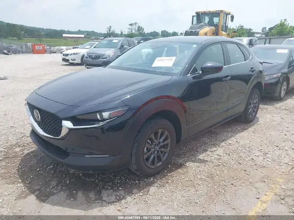 3MVDMBAM3PM552522 2023 MAZDA CX-30 - Image 2